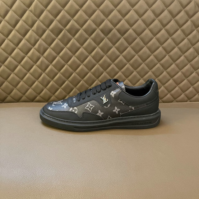 men LV shoes-165